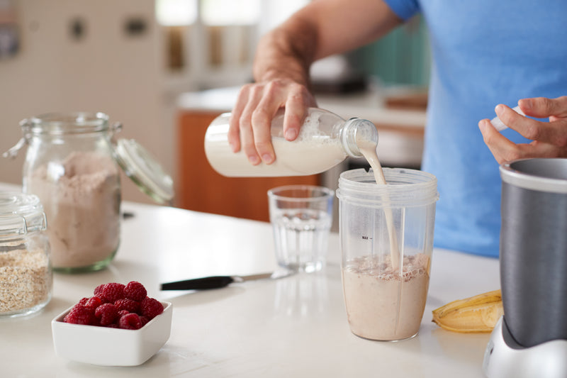 Should You Mix Your Protein Powder With Water Or Milk? – Prorganiq