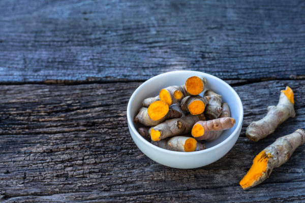 Benefits, Uses & Side Effects of Curcumin
